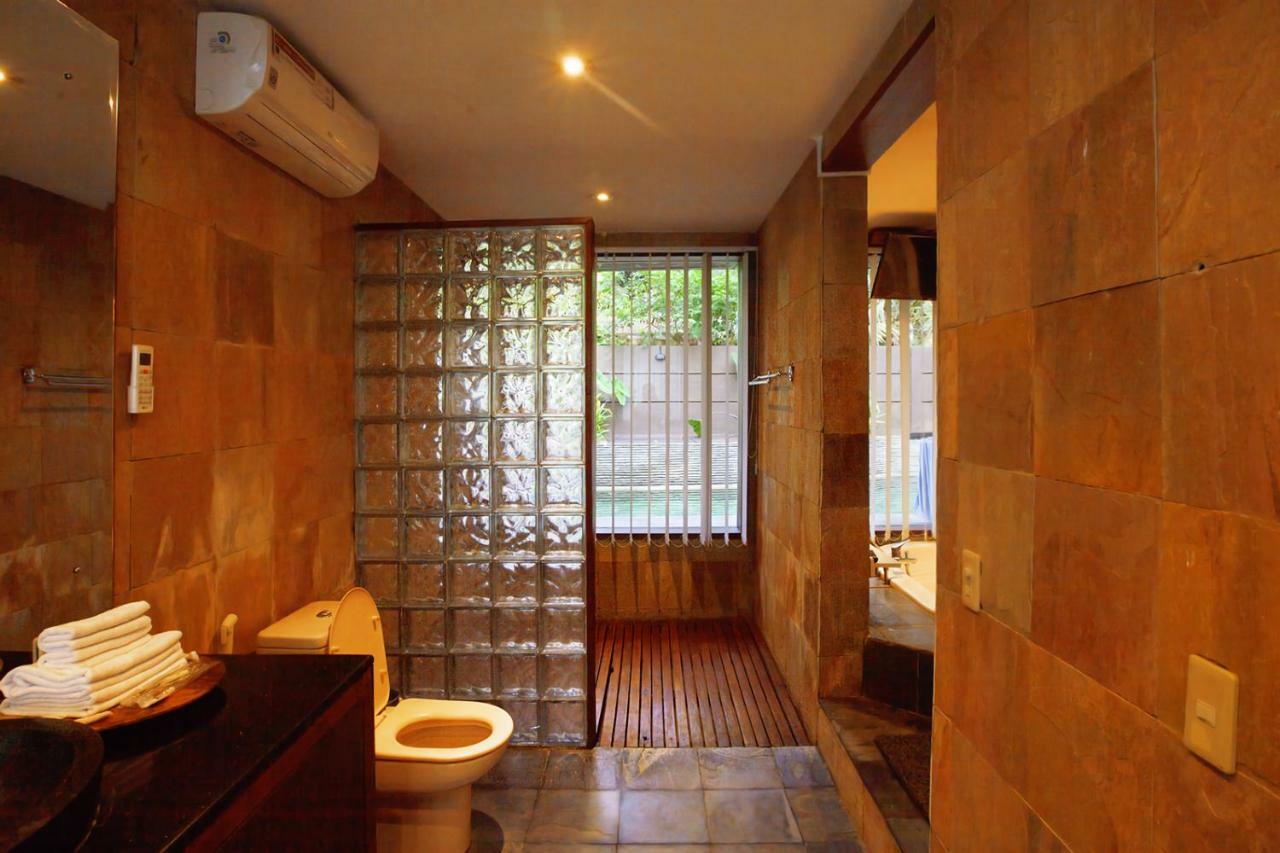 Seminyak Villa Kalyca Exterior foto